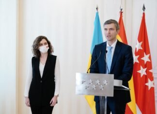 Díaz Ayuso denuncia la invasión “ilegal e irracional” en Ucrania: “Nadie tiene derecho a truncar las vidas y los sueños de una sola persona ni su libertad”