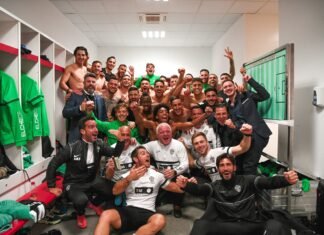 El Elche se impone en Los Cármenes al Granada en una tarde de gloria franjiverde