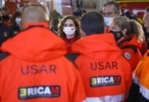 Díaz Ayuso anuncia el envío a la frontera de Polonia de un convoy del ERICAM con equipamientos profesionales para ayudar a los bomberos ucranianos