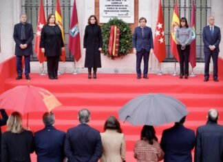 Los madrileños rinden homenaje a las víctimas del 11-M en el 18º aniversario de los atentados