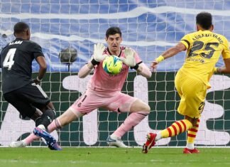 El Real Madrid se relaja en el clásico y pierde su primer partido en casa en la Liga frente al Barça