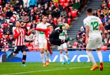 El Elche se acerca a la meta de la permanencia en Primera pese a caer en San Mamés 2-1