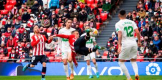 El Elche se acerca a la meta de la permanencia en Primera pese a caer en San Mamés 2-1
