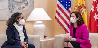 Díaz Ayuso recibe a la embajadora de EEUU en España para seguir estrechando lazos políticos, económicos y culturales