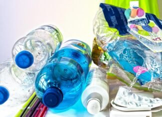 La Comunidad de Madrid estudia una alternativa para transformar los residuos plásticos en combustibles sostenibles
