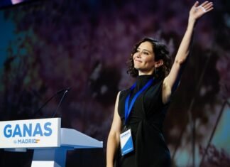 Ayuso se propone revertir la fuga de cerebros para renovar el PP de Madrid