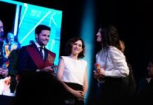 Díaz Ayuso llama a los colegios mayores a “combatir” para evitar que la “ley de la selva” impere en los espacios universitarios