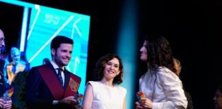 Díaz Ayuso llama a los colegios mayores a “combatir” para evitar que la “ley de la selva” impere en los espacios universitarios