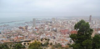 Alicante protege a sus edificios catalogados como históricos para evitar su demolición