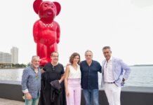 Díaz Ayuso, reconocida por la hostelería y la restauración de Miami tras su labor en la pandemia: “Frente a la zozobra, decidimos ir contra el virus”