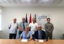 El SMS firma un convenio para mejorar la calidad de vida de los enfermos con cáncer avanzado en Murcia
