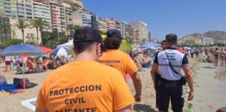La seguridad de las playas de Alicante se ven reforzadas con voluntariado de Protección Civil