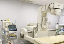 La Comunidad pondrá en marcha 13 salas de radiología digital en hospitales de la Región de Murcia