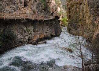 La Junta de Andalucía abona 70 millones de euros para iniciar 22 Planes de Sostenibilidad Turística
