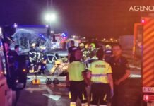 Aparatoso accidente frontal con un autobús de línea en la carretera N-332 entre Alicante y El Altet
