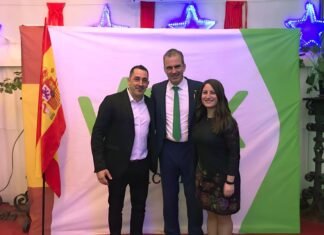 Exclusiva. Filtrados los audios de la dimisión de Raúl Serna, coordinador de Vox en la Vega Baja de Alicante: «Son gentuza que actúan en plan mafioso»