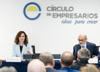 Díaz Ayuso contrapone el 90% de ejecución de los fondos europeos de Madrid con la del Gobierno central que “no llega al 27%”