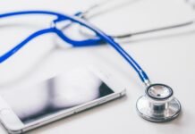 Los hospitales públicos de la Comunidad de Madrid han realizado más de 320.000 consultas con telemedicina en lo que va de año