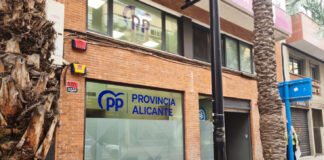 El Partido Popular de Alicante inaugura con tres meses de retraso su nueva sede en la avenida Benito Pérez Galdós 29