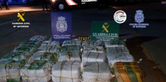 Desarticulada una organización criminal internacional dedicada al envío de cocaína a Europa mediante veleros