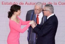 Díaz Ayuso reivindica el sistema autonómico y defiende que la Comunidad de Madrid siempre lo ha protegido “con lealtad”