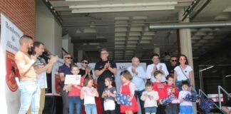 Los Bomberos del Servicio de Prevención, Extinción de Incendios y Salvamento (SPEIS) de Alicante homenajearon a sus compañeros desplazados a Turquía y Ucrania