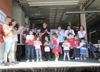 Los Bomberos del Servicio de Prevención, Extinción de Incendios y Salvamento (SPEIS) de Alicante homenajearon a sus compañeros desplazados a Turquía y Ucrania