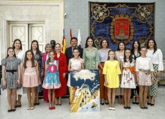 «Essència» es el lema del Cartel Oficial de Hogueras de Alicante 2023