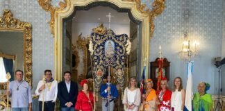 La Hermandad del Rocío de Alicante visita el Ayuntamiento de la ciudad antes de partir hacia Almonte