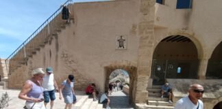 Alicante busca mejorar los accesos al Castillo de Santa Bárbara a la vez de ofrecer a los mayores sin familia una mejor calidad de vida