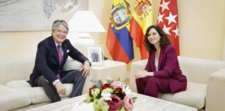 Díaz Ayuso recibe al presidente de la República del Ecuador en la Real Casa de Correos en Madrid