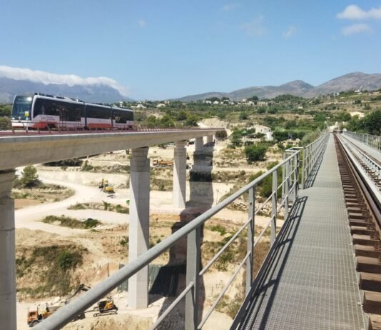 El TRAM entre Alicante y Denia abre el viaducto de Quisi en Benissa