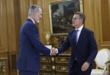 Alberto Núñez Feijóo vence a Pedro Sánchez y aspira a arrebatarle la Presidencia del Gobierno de España