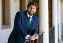 López Miras presenta su visión de país con énfasis en la gestión eficaz y la cohesión territorial