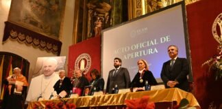 López Miras anuncia una ley de universidades en Murcia para impulsarlas «como motor de la sociedad y consolidar su contribución al desarrollo regional»