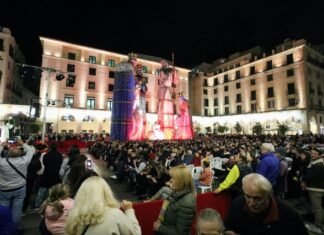 Alicante peatonaliza la Plaza del Ayuntamiento y la Rambla durante la Navidad y Año Nuevo