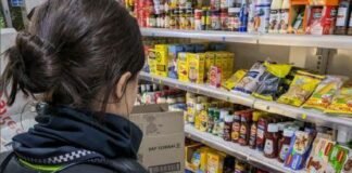 La policía local de Alicante interviene 1.500 vapers en diferentes establecimientos por incumplimiento de la normativa de salubridad para su consumo