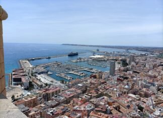 Alicante pone en marcha la campaña comercial del Día de los Enamorados bajo el lema «Comprar con Amor»