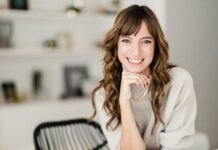 Laura Ribas lanza al mercado su próximo libro «El hechizo de una marca»