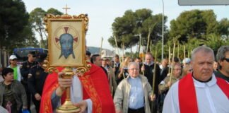 La participación ciudadana en la Semana Santa de Alicante superará por primera vez las 10.000 personas