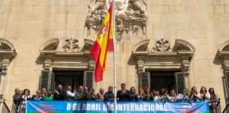 Alicante homenajeó al pueblo gitano dentro de una apuesta de convivencia sin barreras ni estereotipos