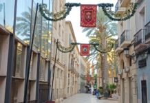 La Santa Faz recorrerá las calles de Alicante bajo tapices en su honor que ensalzarán su recorrido este jueves 11 de abril