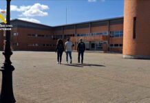 La Guardia Civil investiga a cinco jugadores de fútbol por delitos de odio y lesiones