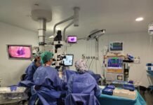 El Hospital de Alcoy realiza con éxito la primera intervención de trasplante de córnea