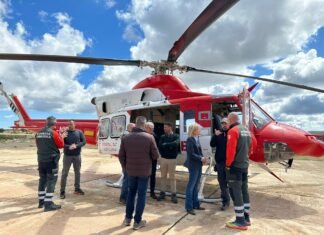La seguridad de los bomberos forestales recibe el impulso y compromiso de mejoras desde el gobierno valenciano