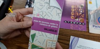 Detenido por agredir e insultar a su pareja mientras que ella realizaba un directo en redes sociales