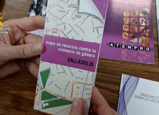 Detenido por agredir e insultar a su pareja mientras que ella realizaba un directo en redes sociales