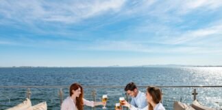 El turismo azul y la gastronomía se consolidan como los principales productos turísticos de la Región de Murcia para los turoperadores y agencias de viajes