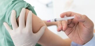 La Generalitat Valenciana inmunizará por primera vez este otoño a las personas mayores vulnerables frente al VRS