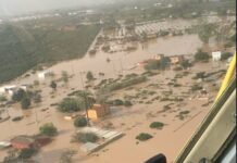 Los helicópteros del 112 Región de Murcia consiguen rescatar a 23 personas atrapadas por la DANA en Valencia